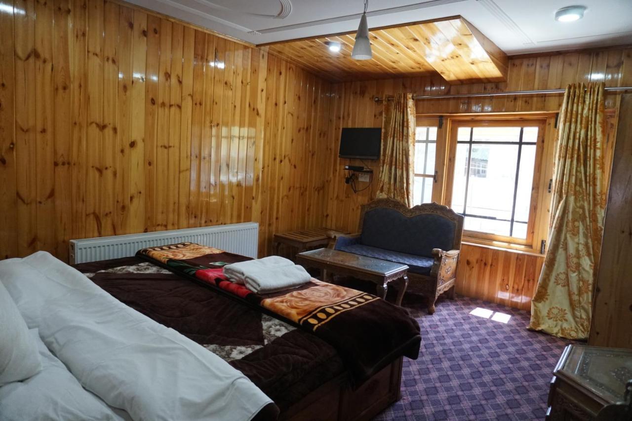 Hotel Barzman Sonāmarg 외부 사진