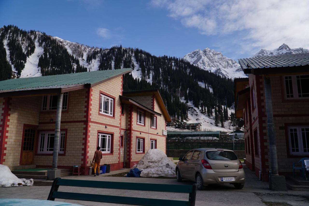 Hotel Barzman Sonāmarg 외부 사진