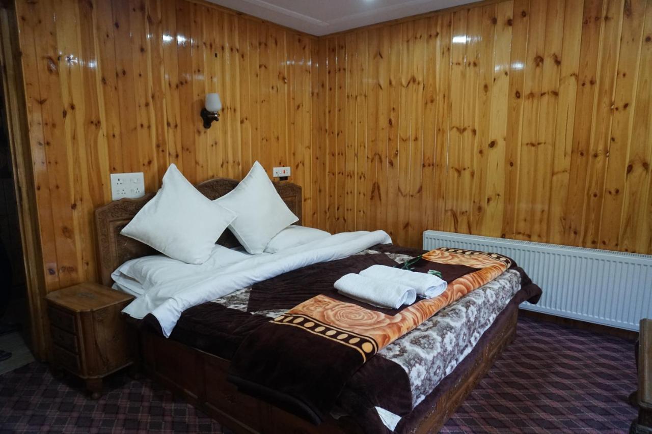 Hotel Barzman Sonāmarg 외부 사진
