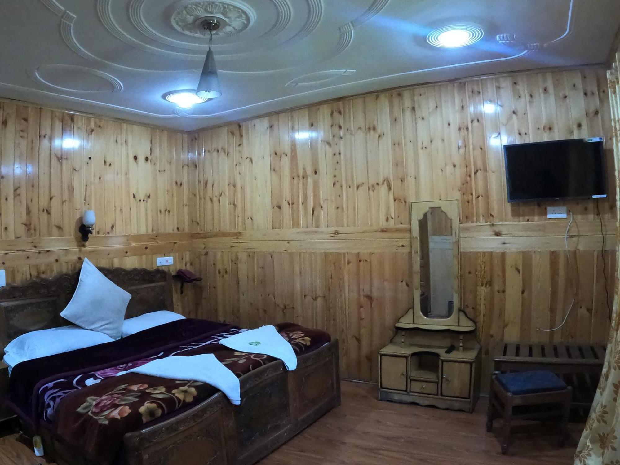 Hotel Barzman Sonāmarg 외부 사진