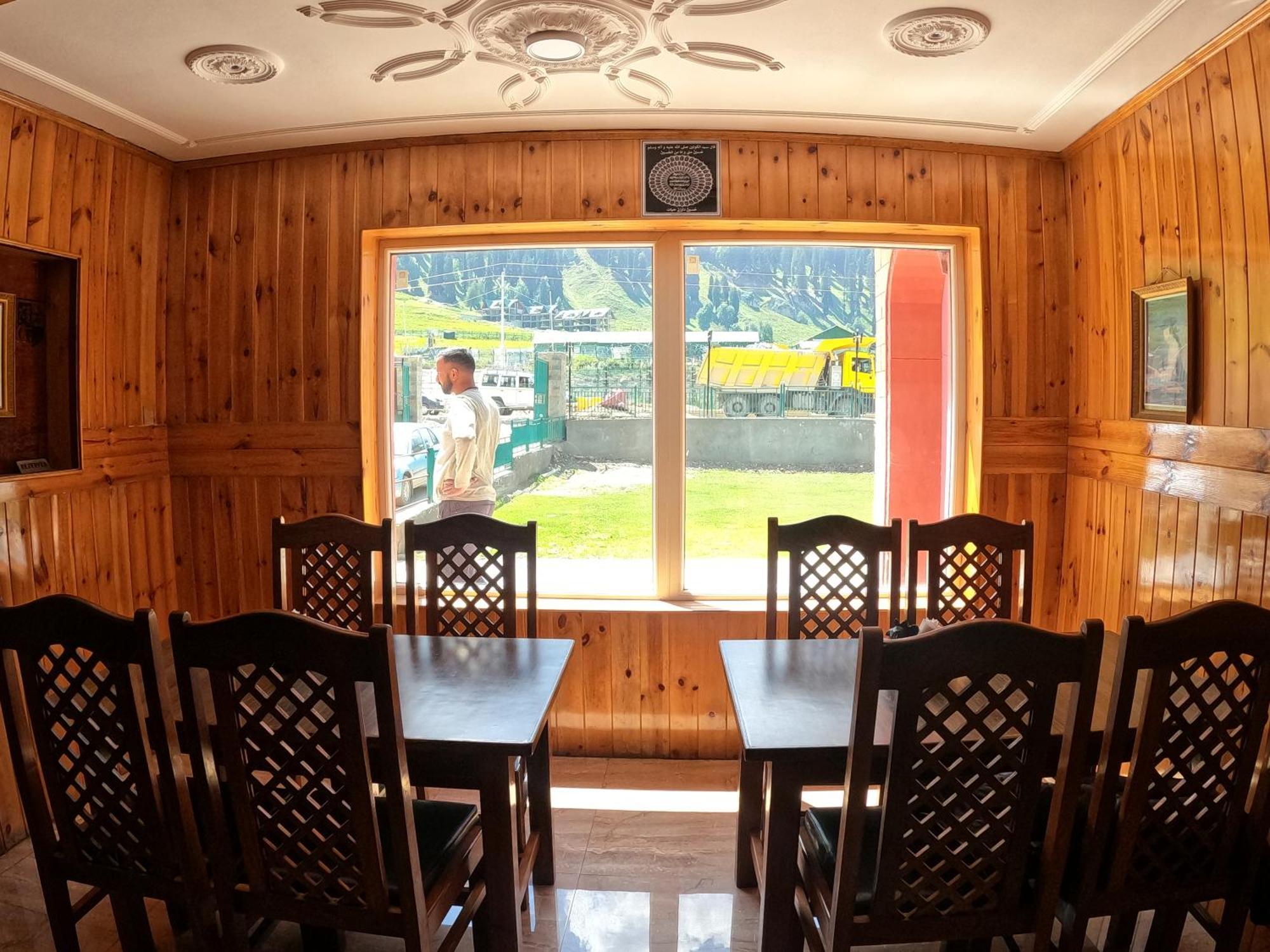 Hotel Barzman Sonāmarg 외부 사진