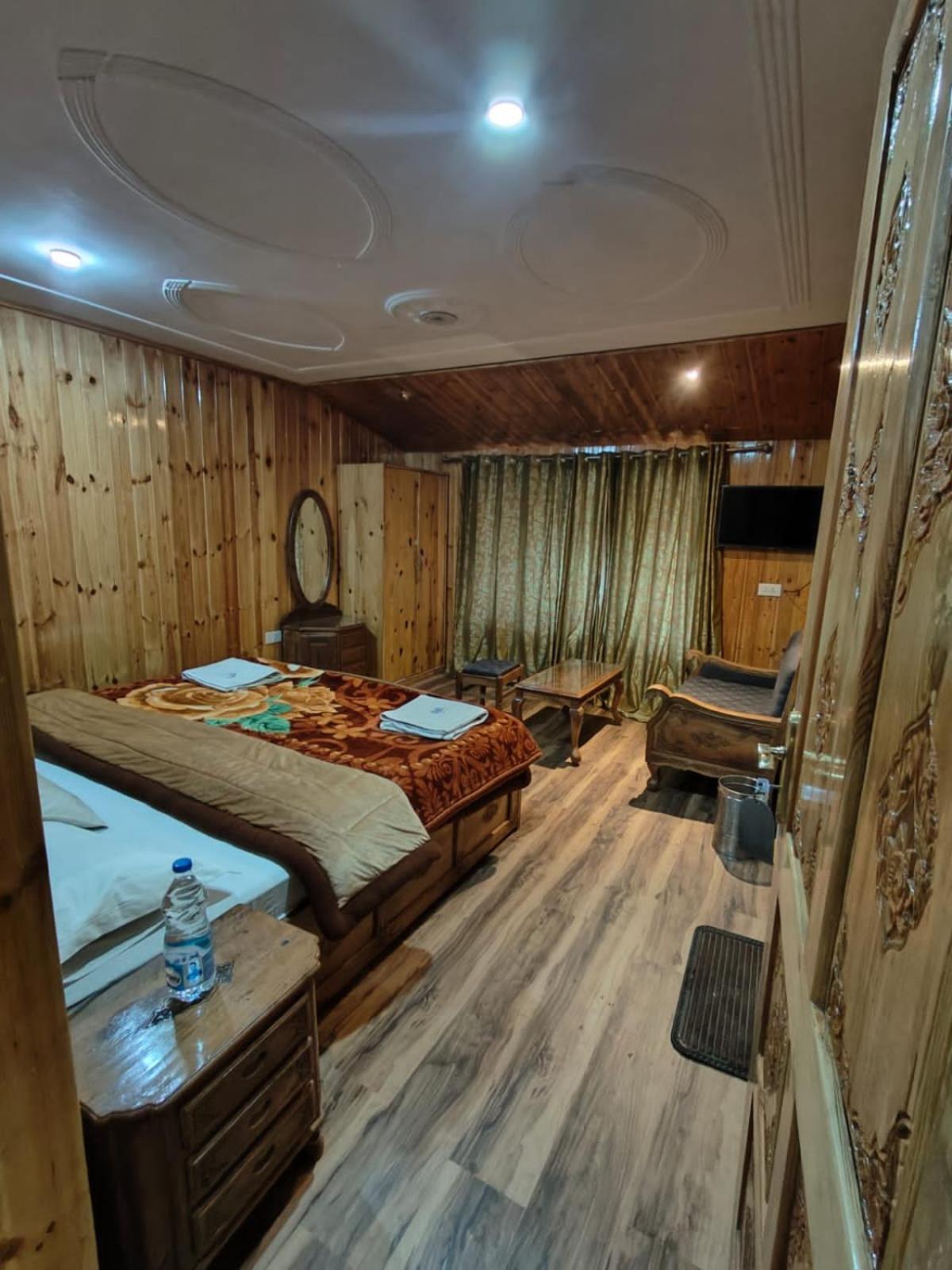 Hotel Barzman Sonāmarg 외부 사진