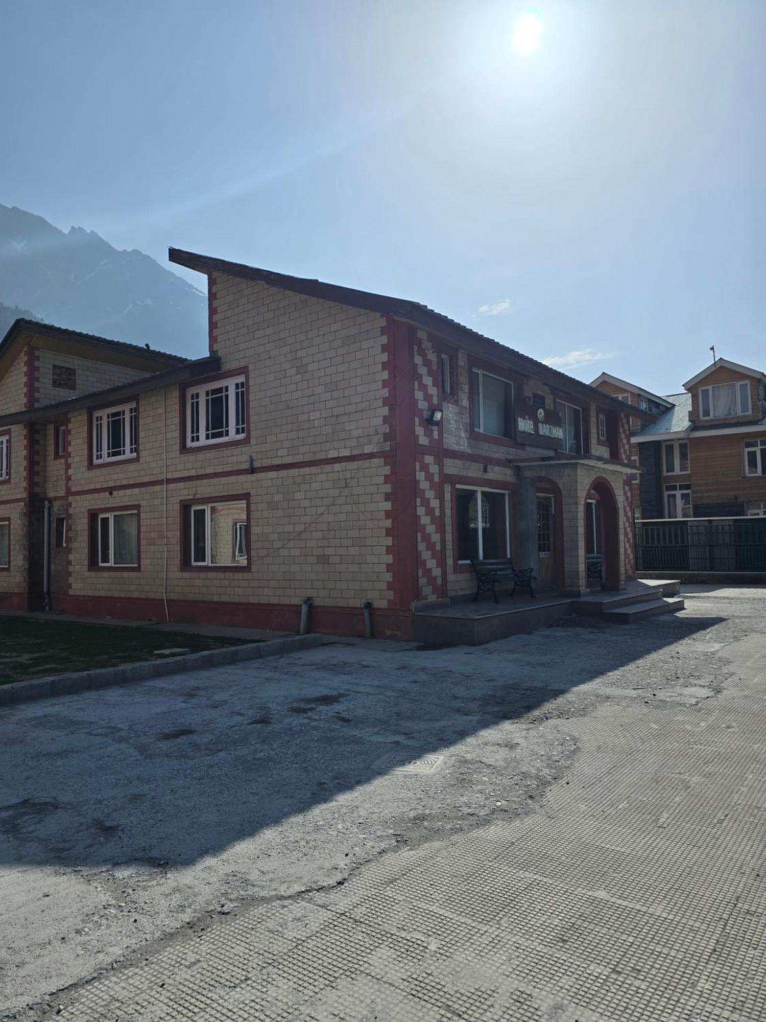 Hotel Barzman Sonāmarg 외부 사진