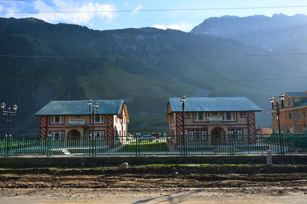 Hotel Barzman Sonāmarg 외부 사진